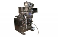 <b>Four Sides Shampoo Packing Machine China</b>